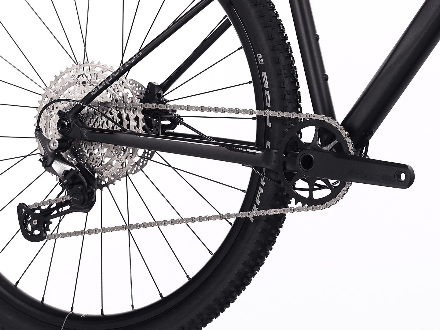 Superior XP 6.1 / Gloss Black / Matte Black 2026