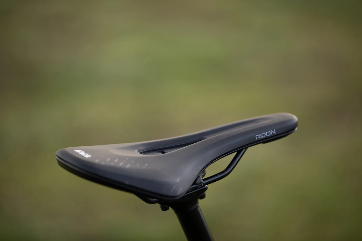 XF 9.6 DC / Matte Carbon / Grey