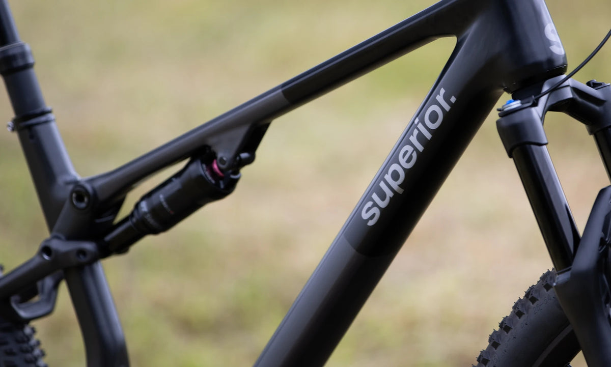 XF 9.7 RC / Matte Carbon